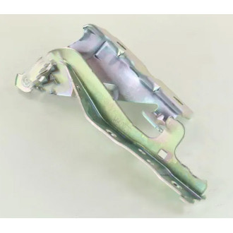 Петля SSANGYONG Actyon (06-),Actyon Sports (06-/12-) капота правая OE - 6182031001