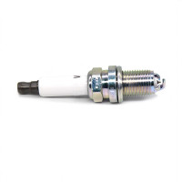 Свеча зажигания VW Passat,Touareg LongLife OE - 101905622 1961