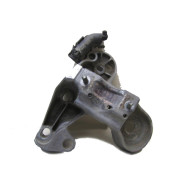 Кронштейн AUDI A6 (05-11) опоры двигателя правый OE - 4F0199352M